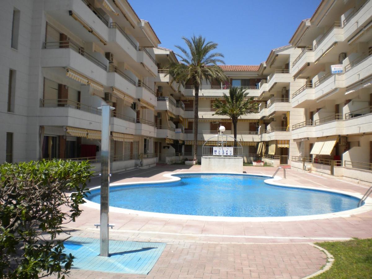 Apartamentos Colibri Камбрильс Экстерьер фото