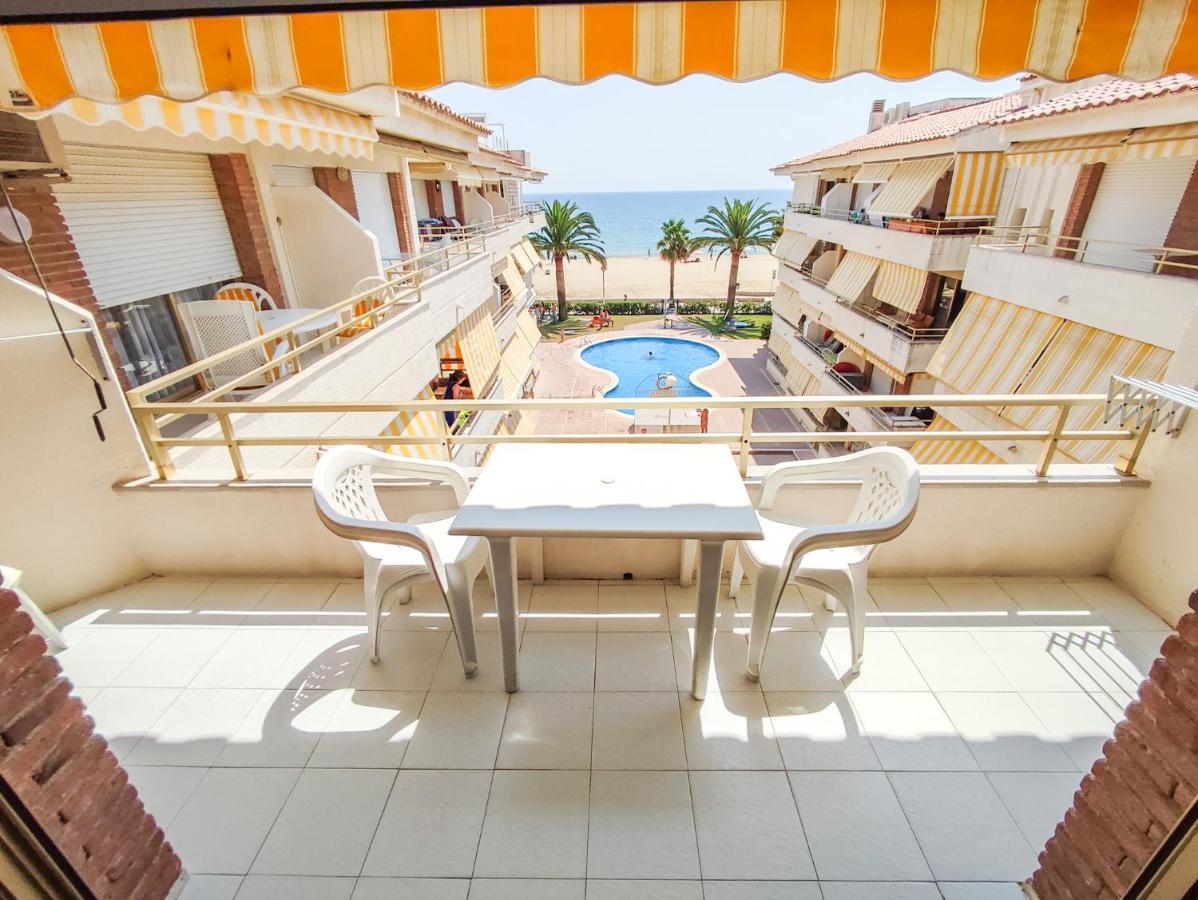 Apartamentos Colibri Камбрильс Экстерьер фото