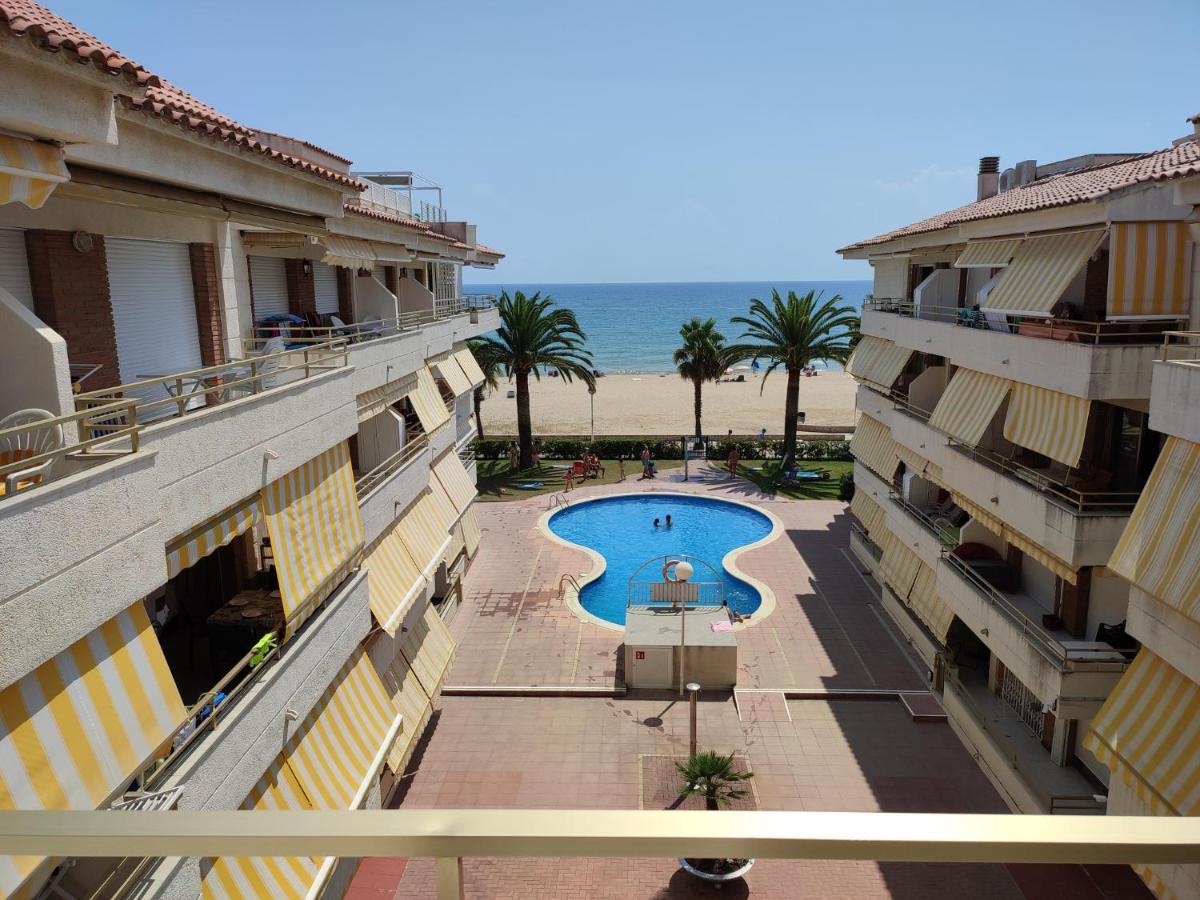 Apartamentos Colibri Камбрильс Экстерьер фото